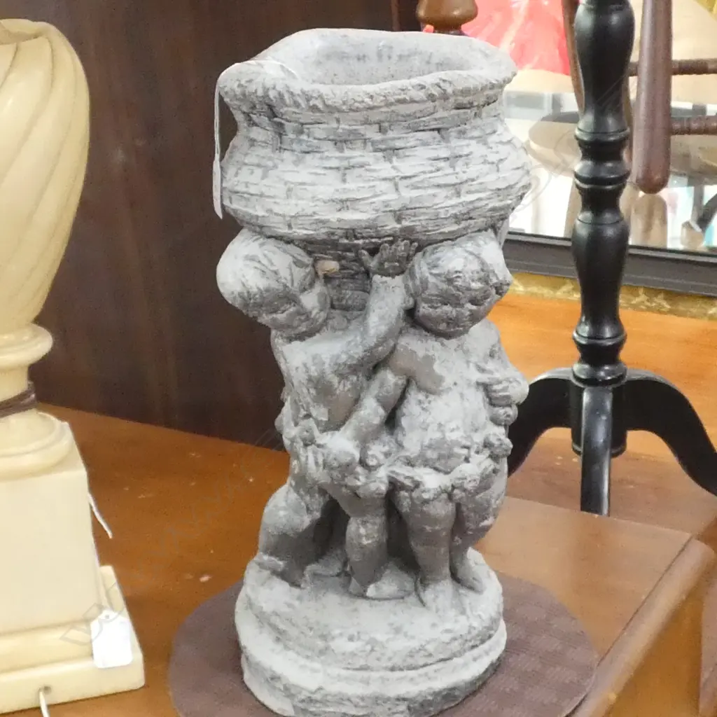 GARDEN ORNAMENT Image 1++