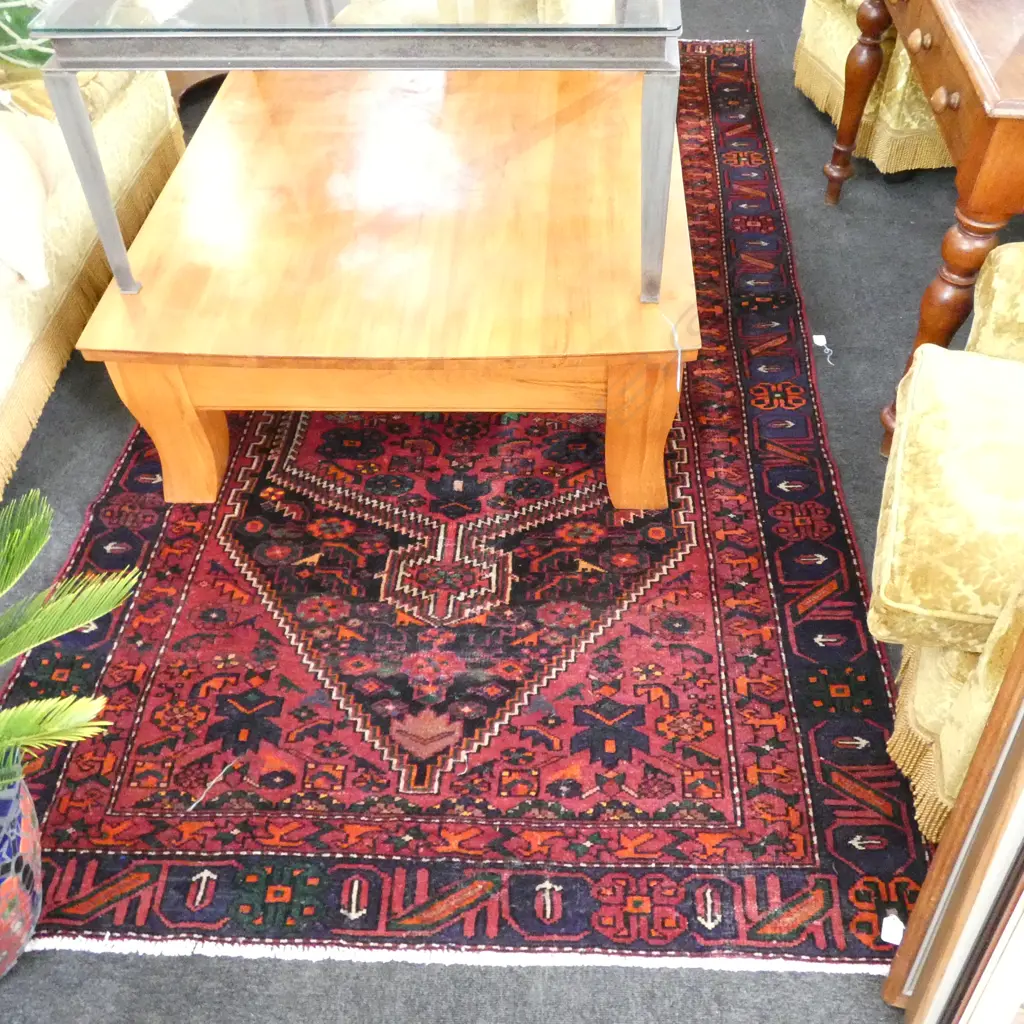 HAND KNOTTED SHIRAZ RUG 2900 X 1370 MM Image 1++