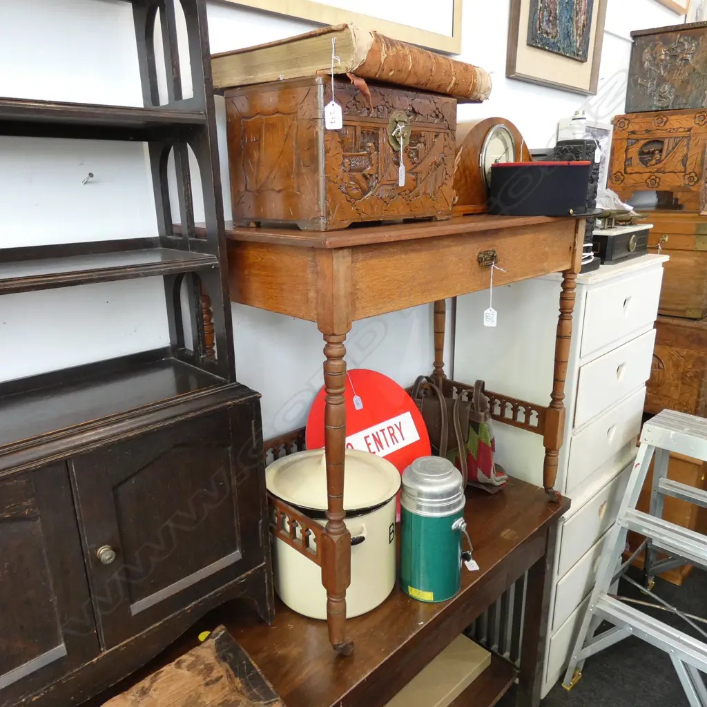 COLONIAL HALL TABLE W 830 MM UNFOLDS Image 1++