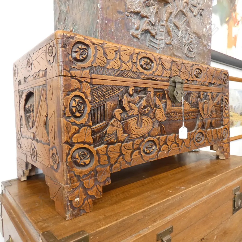 CARVED CHINESE CAMPHOR BOX L. 730MM  Image 1++