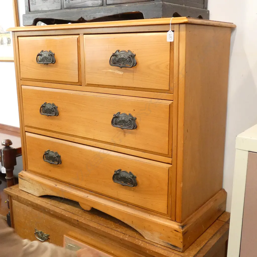 KAURI COLONIAL CHEST OF DRAWERS, H.850MM X W.1000MM X D.440MM APPROX Image 1++