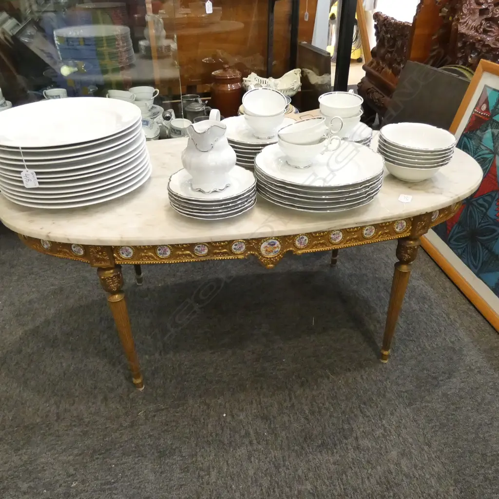 ORMALU TABLE WITH MARBLE TOP Image 1++