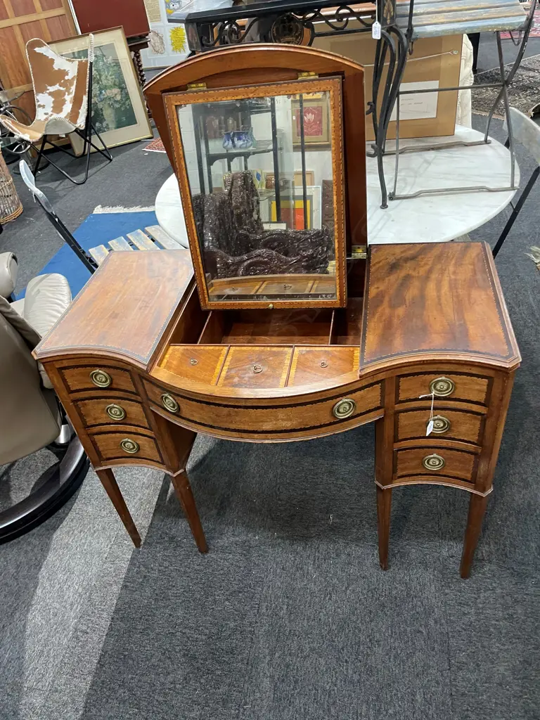 SHERATON REVIVAL INLAY DRESSING TABLE 1010MM W 800MM H  Image 1++