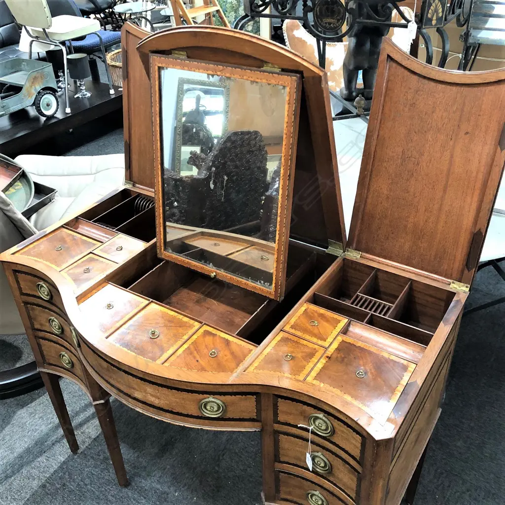 SHERATON REVIVAL INLAY DRESSING TABLE 1010MM W 800MM H  Image 1++