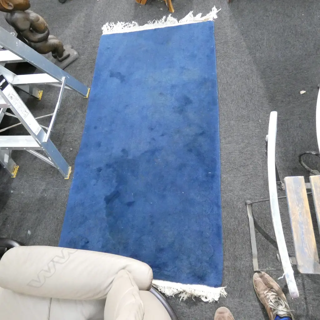 MACHINE WOVEN BLUE CHINESE RUG 1900 X 980MM  Image 1++