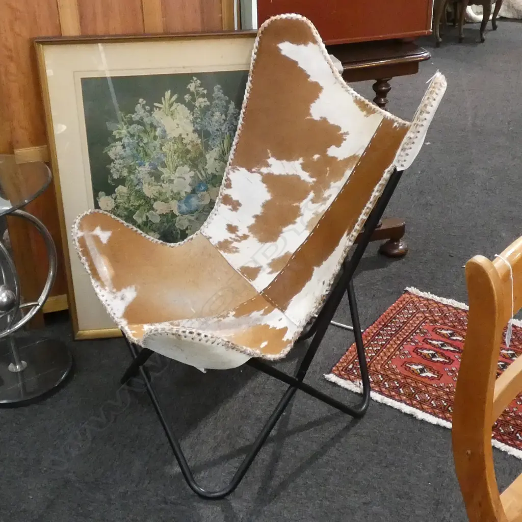 COWHIDE BUTTERFLY CHAIR Image 1++