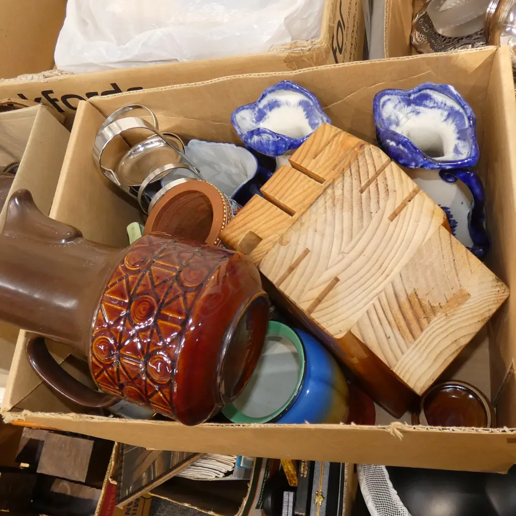 BOX LOT ASST. CHINA INCL; PR B/W IRONSTONE VASES ETC Image 1++