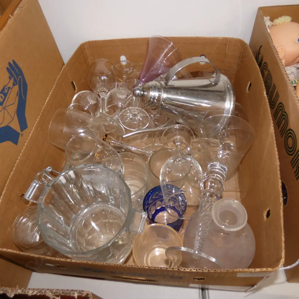 BOX LOT ASST. GLASSWARE Image 1++