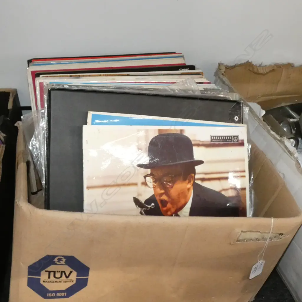 LOT ASST RECORDS Image 1++