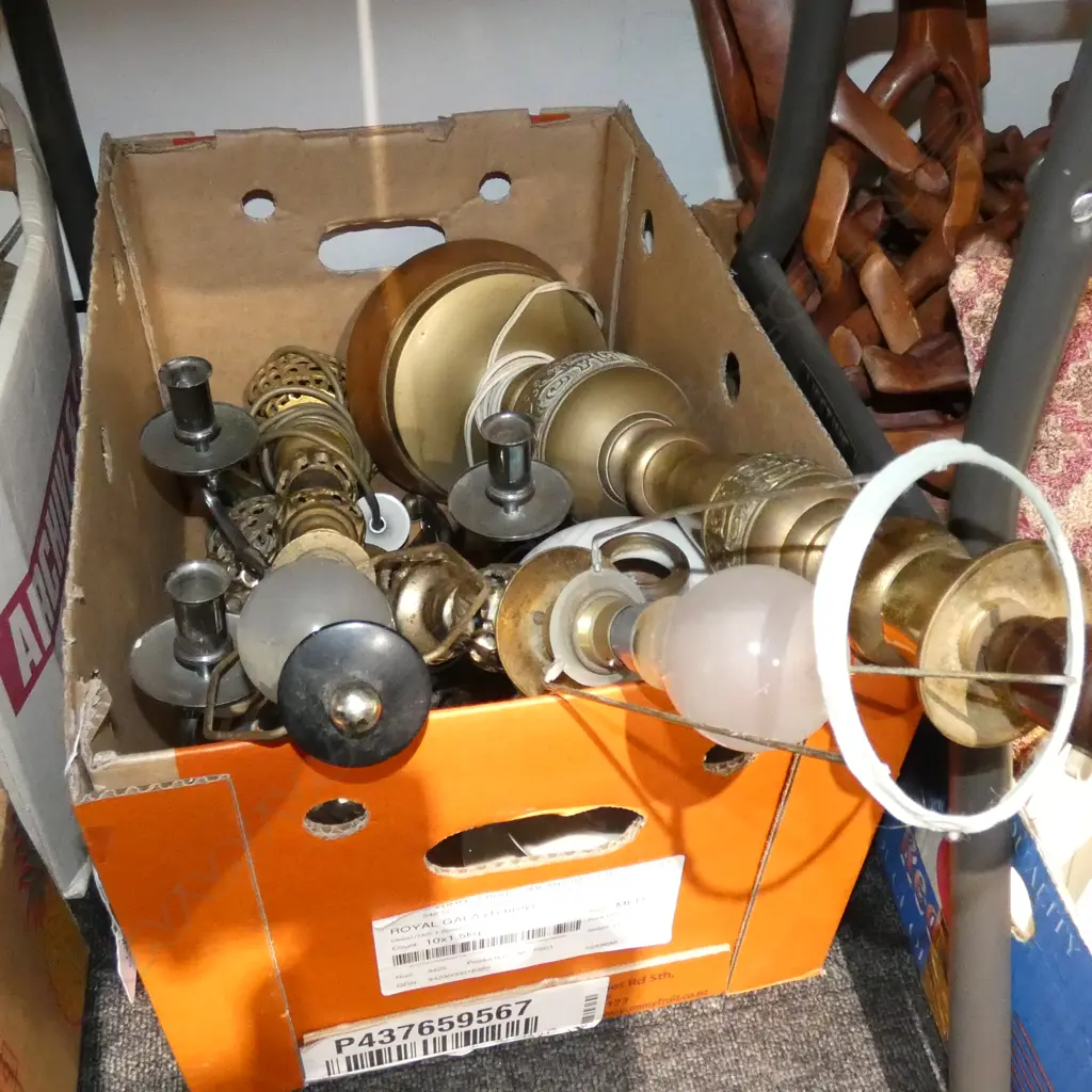 BOX LOT BRASS LAMPS, CANDLE STICK, BUG BOOTSCRAPER ETC Image 1++