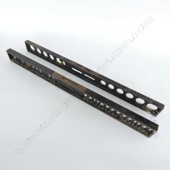 2 RABONE CAST IRON BUBBLE LEVELS L. 610MM