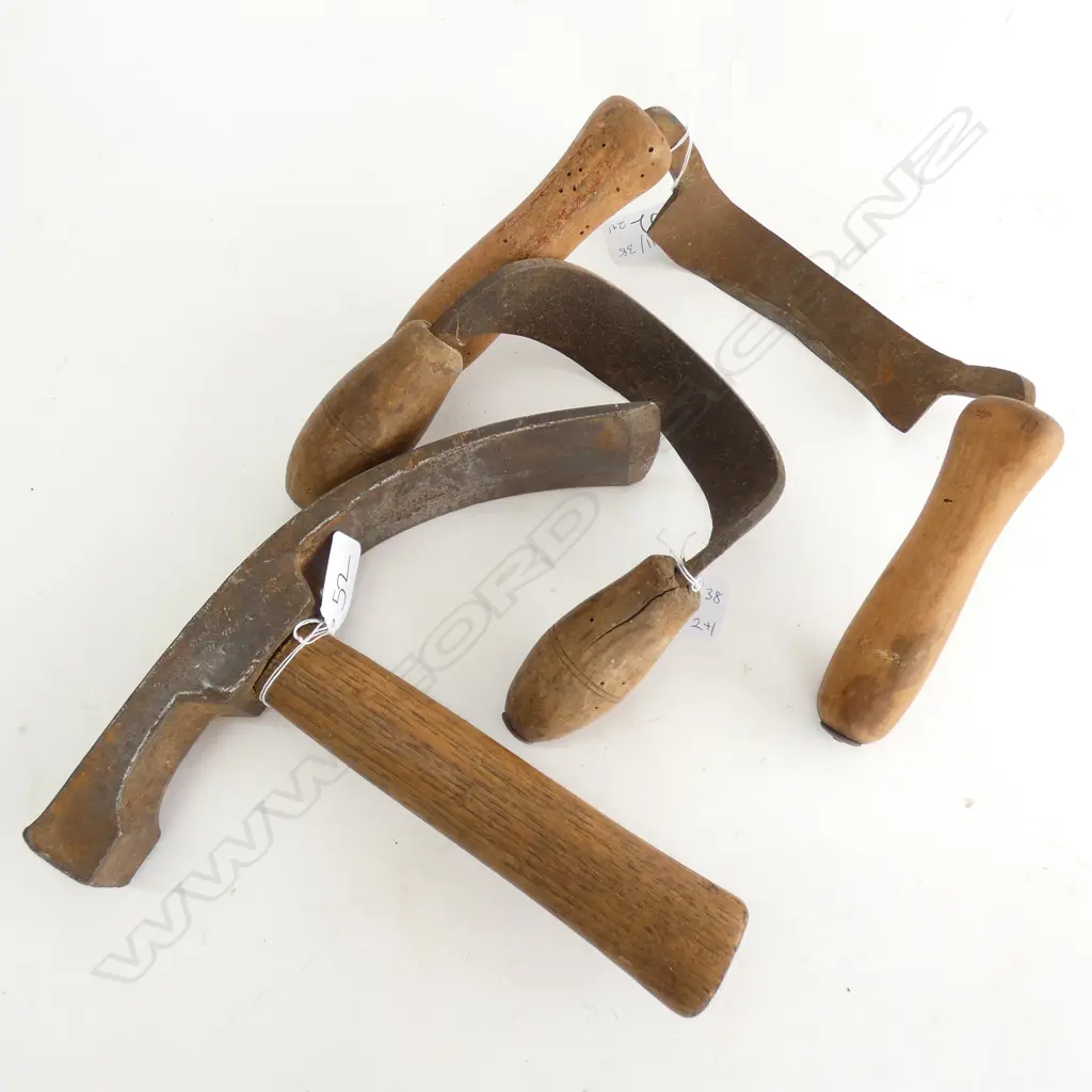 3 COOPERING TOOLS; 2 SCORPS + ADZE Image 1++