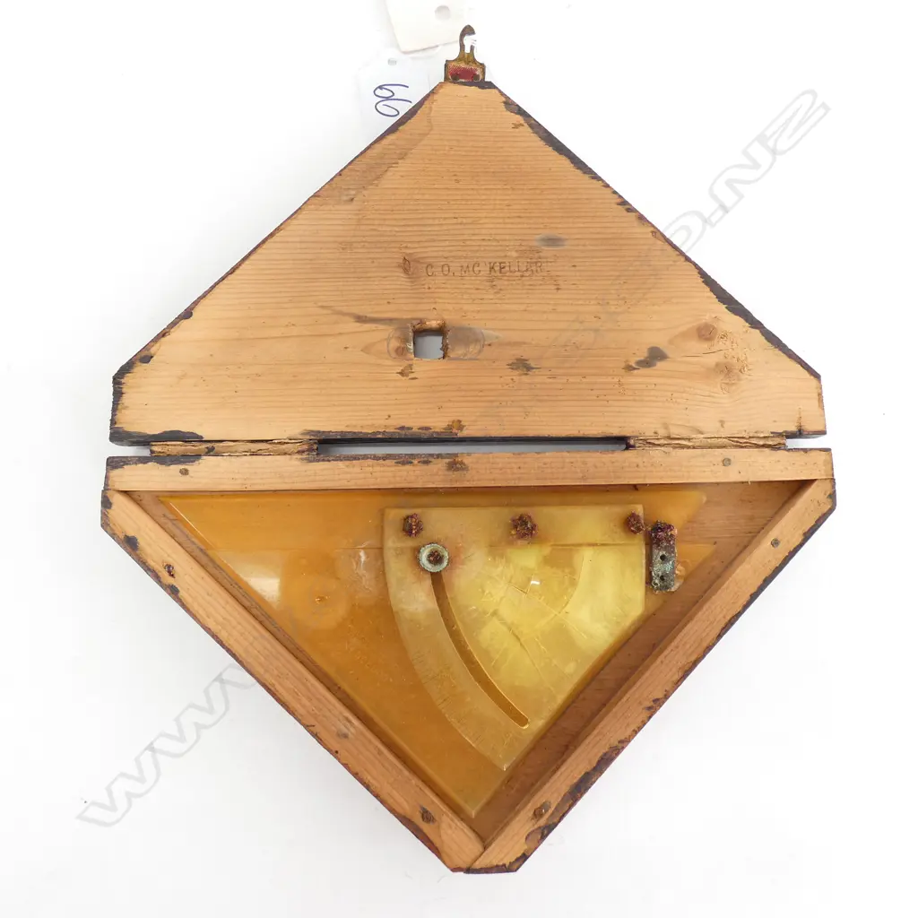 HOME-MADE BOXED PROTRACTOR Image 1++