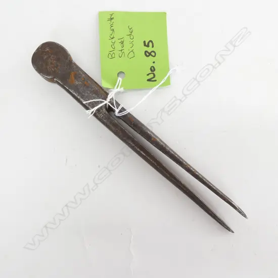 BLACKSMITHS STEEL DIVIDERS