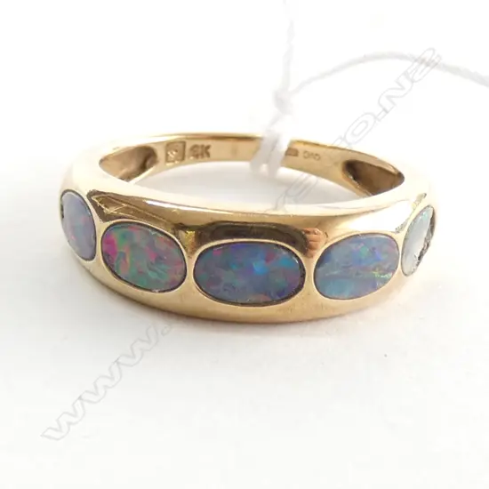 9CT & 5 OPAL RING A.F. 2 DOUBLETS FAULTED 2.13GM