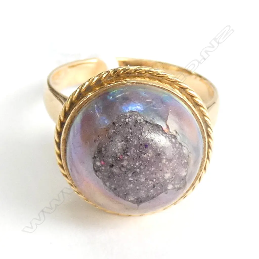 18CT GOLD RING LGE BLACK PEARL A.F 6.9gms Image 1++