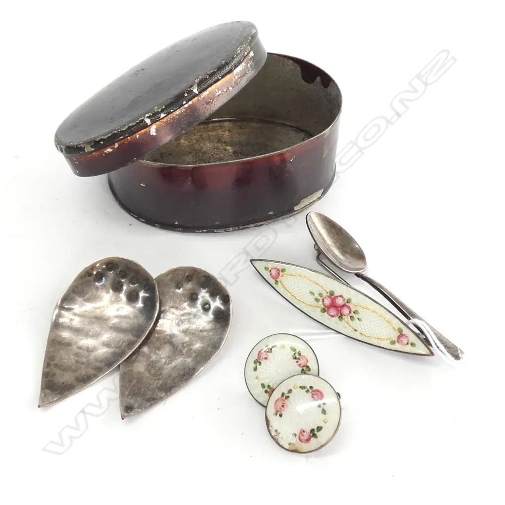 ASSORT. ENAMEL PIECES & SIL CLIP-ON EARRINGS IN SMALL METAL BOX Image 1++