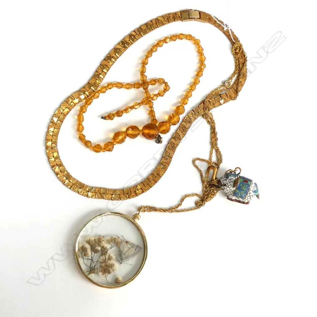 4 VINTAGE NECKLACES, CLOISONNE ELEPHANT, SILK BUTTERFLY, GLASS BEADS & GOLD PLATE THICK LINK CHAIN Image 1++