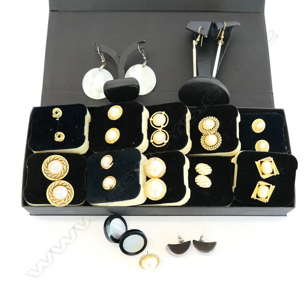 14 PAIRS PIERCED EAR EARRINGS, MOSTLY FAUX PEARL + SOME MOTHER OF PEARL Image 1++