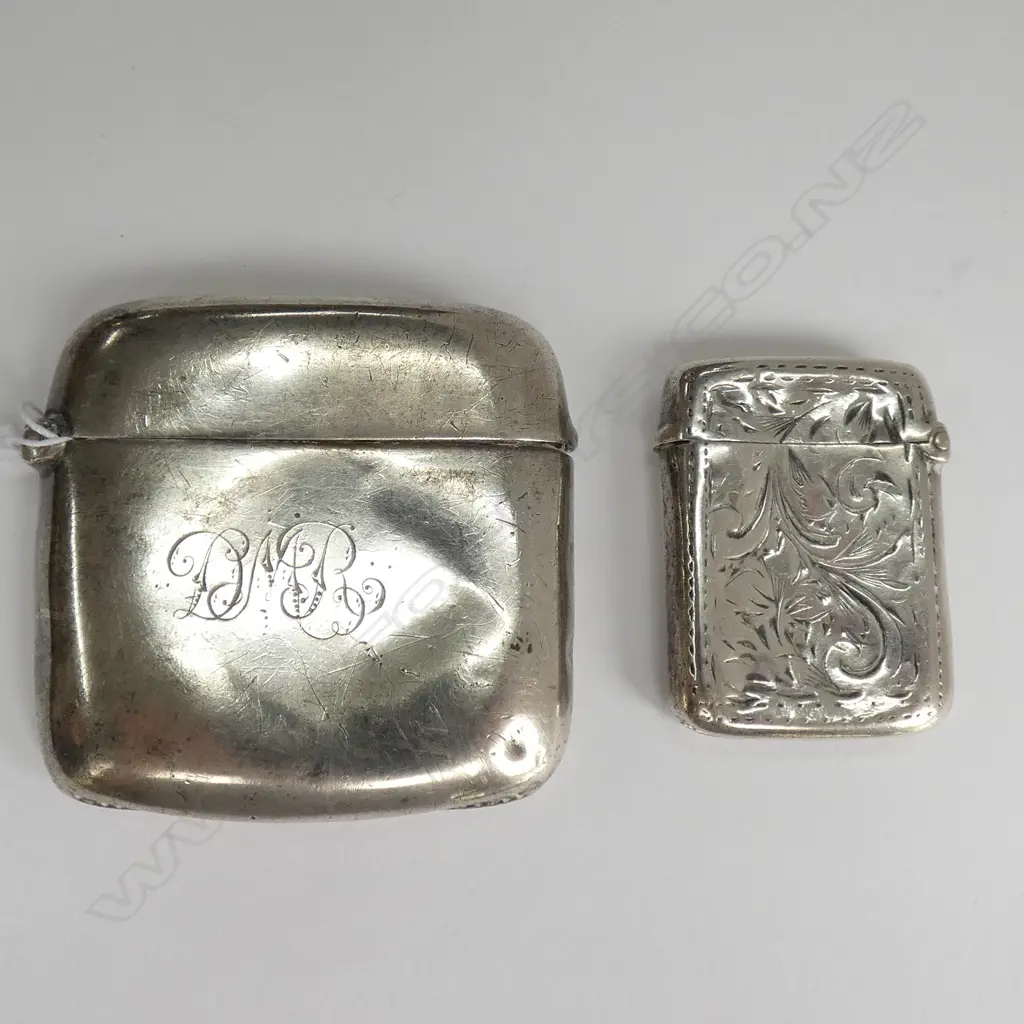 2 ANTIQUE S/SILVER ENGRAVED VESTAS, 41.91GM Image 1++
