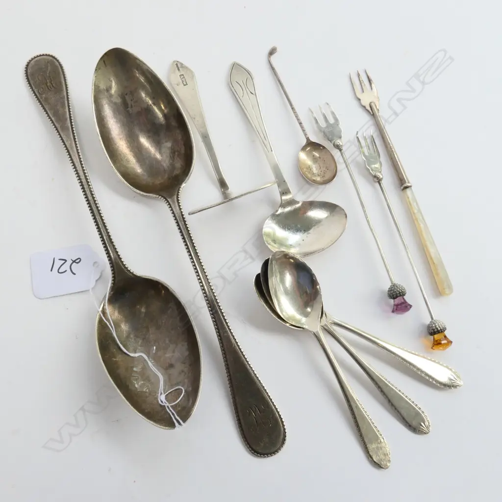 11 PCES ASST SILVER CUTLERY; 7 STG SPOONS, 2 COIN CHILDS CUTLERY, PR 750 SPOONS, TOTAL WEIGHT 211GM Image 1++