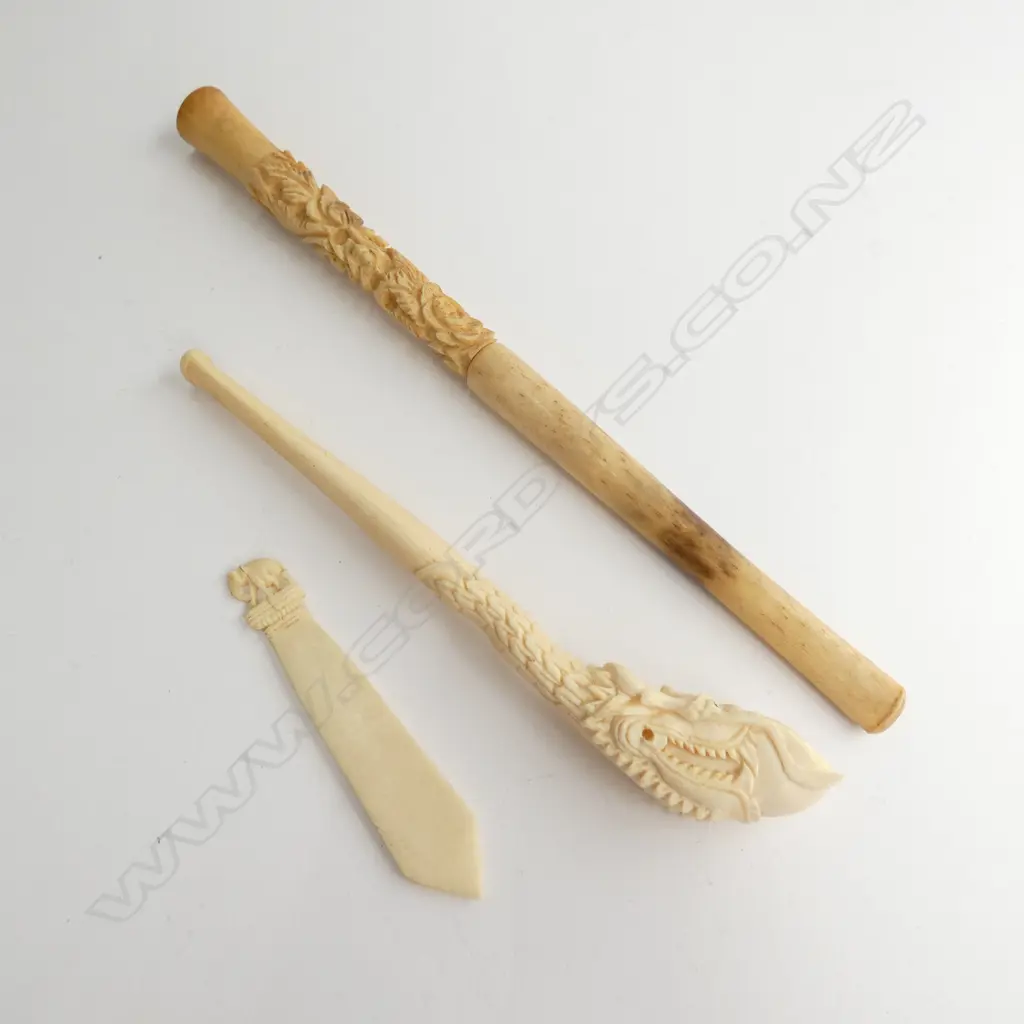 2 ORIENTAL CARVED PIPES IVORY & BONE + MINI KNIFE Image 1++