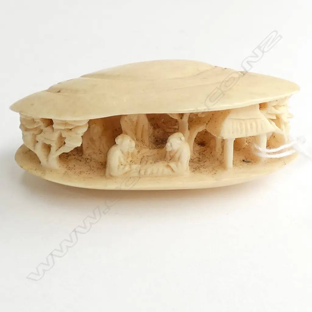 CHINESE CARVED IVORY DREAM SHELL FIGURES ETC L.55mm Image 1++