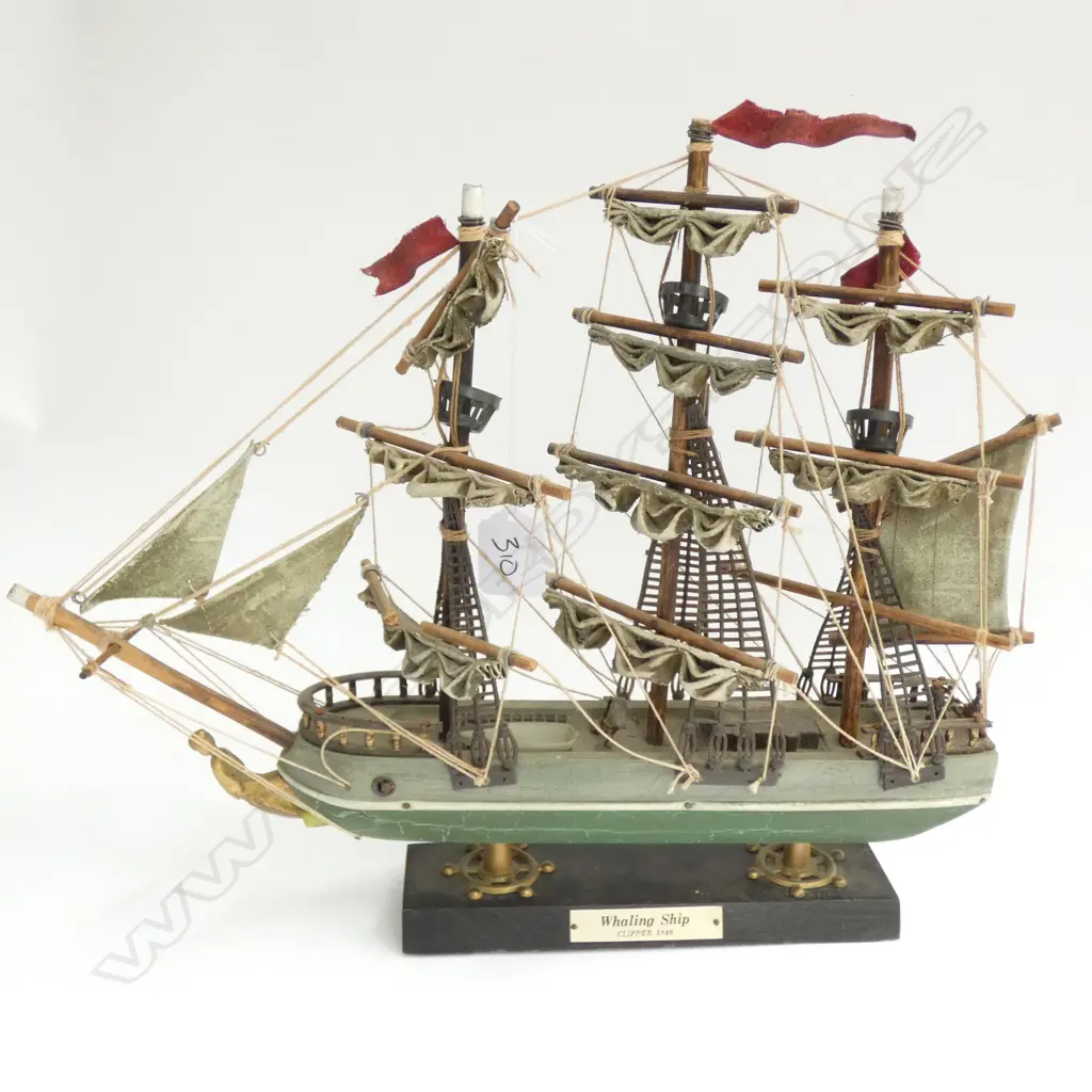MOLDEL WHALING SHIP, THE CLIPPER 1846 Image 1++