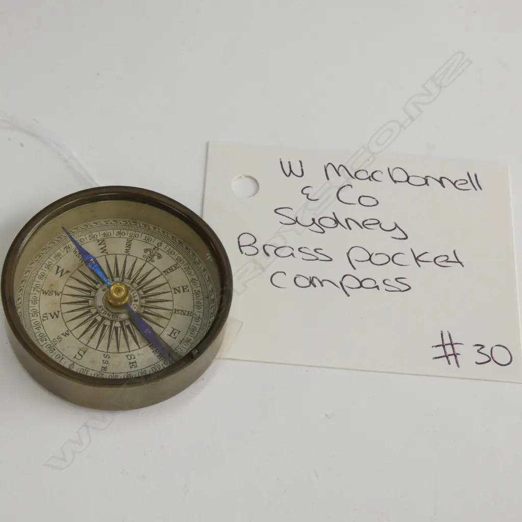 BRASS POCKET COMPASS Image 1++
