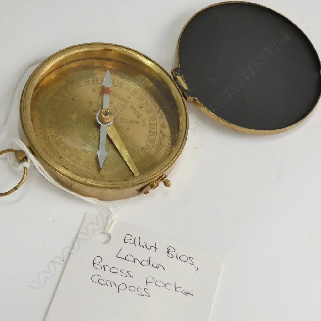 BRASS POCKET COMPASS MANUFACTURED BY ELLIOT BROS, LONDON Image 1++