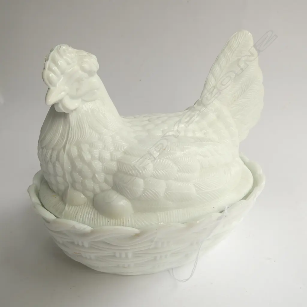 MILK GLASS CHICKEN ON BASKET Image 1++