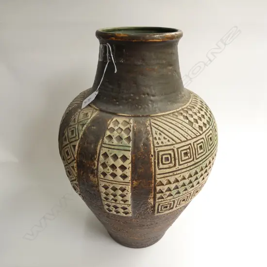 LARGE W. GERMAN VASE H. 450MM