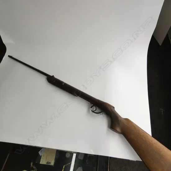 COLONIAL AMMUNITION CO. NZ LTD AIR RIFLE SPORT 2 BUNNY L. 1070MM