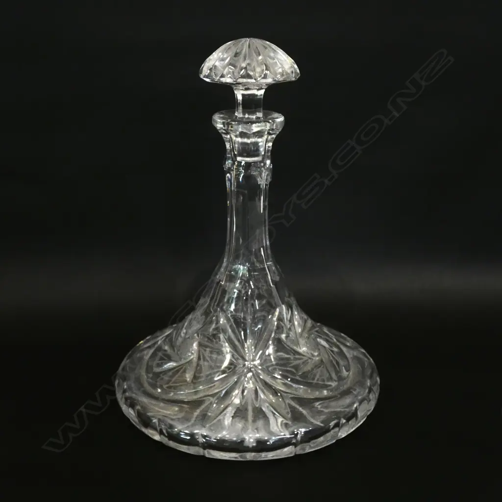 CRYSTAL SHIPS DECANTER H. 250MM Image 1++