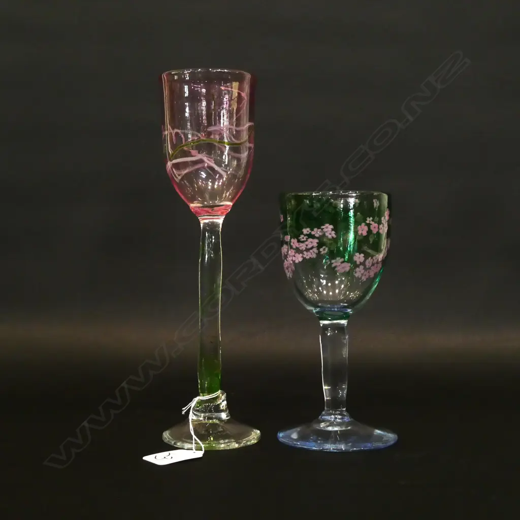 2 STEMMED WINE GLASSES BY PETER RAOS & PETER VIESNIK Image 1++