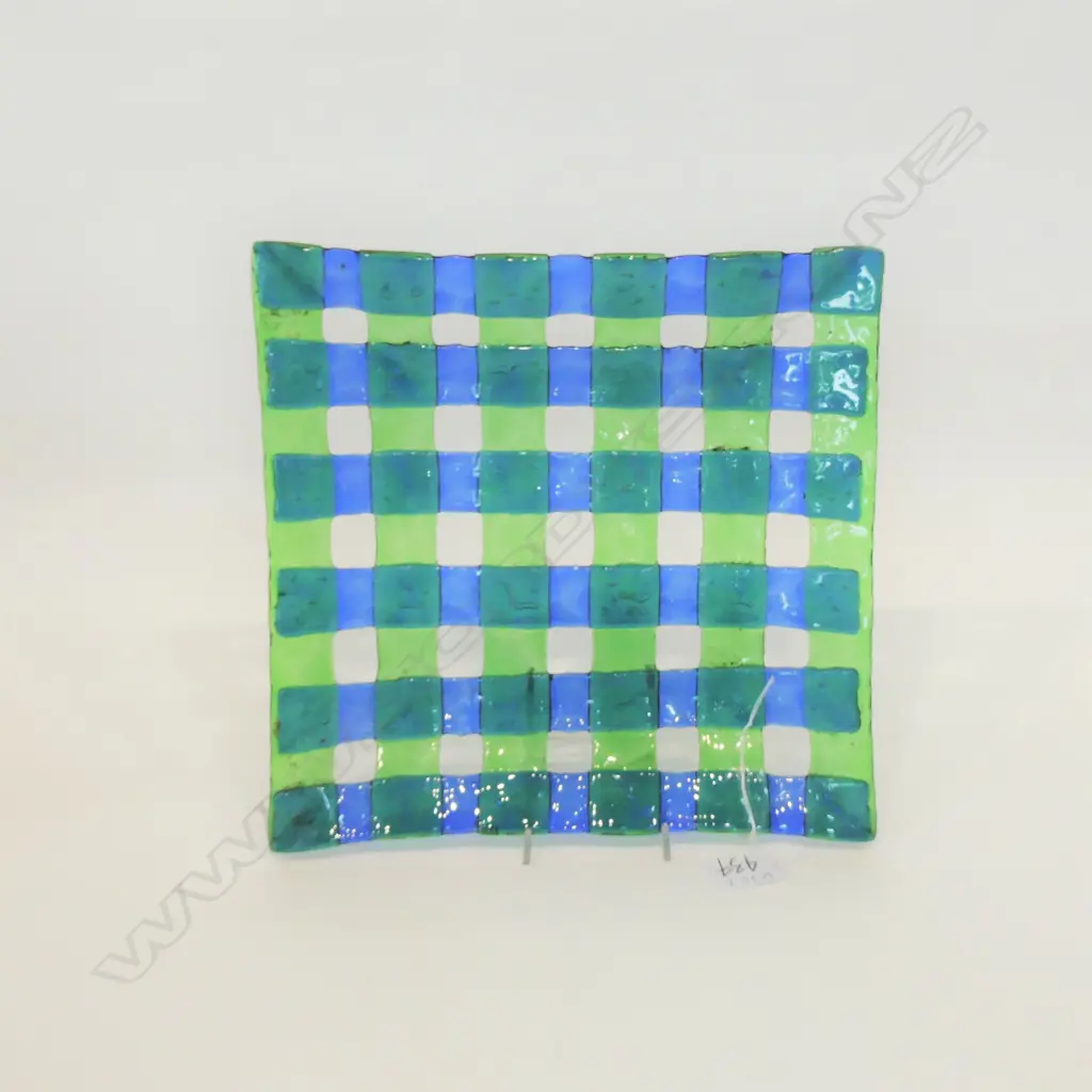 STEPHEN BRADBOURNE WOVEN GLASS TRELLIS DISH, INITIALLED SB Image 1++