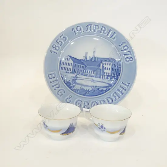 2 COPENHAGEN TEACUPS + BING & GRONDAHL PLAQUE 230MM DIAM