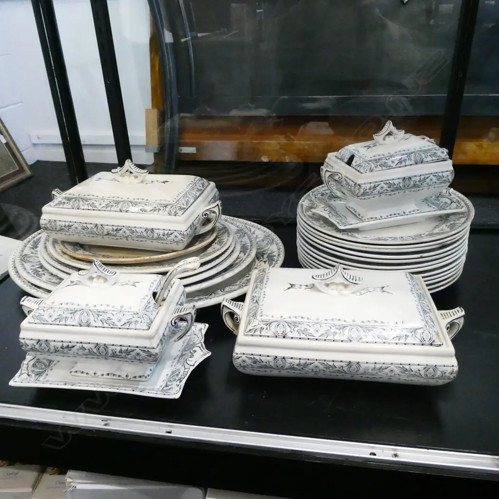 ARABESQUE G+S DINNER WARE SOME FAULTED Image 1++