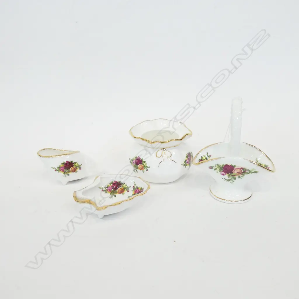 ROYAL ALBERT OCR 4 ORNAMENTS  Image 1++