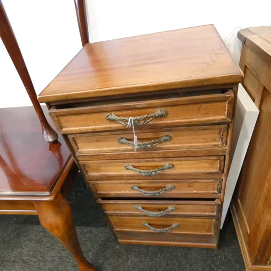 MULTI-DRAWER COLLECTOR'S CABINET