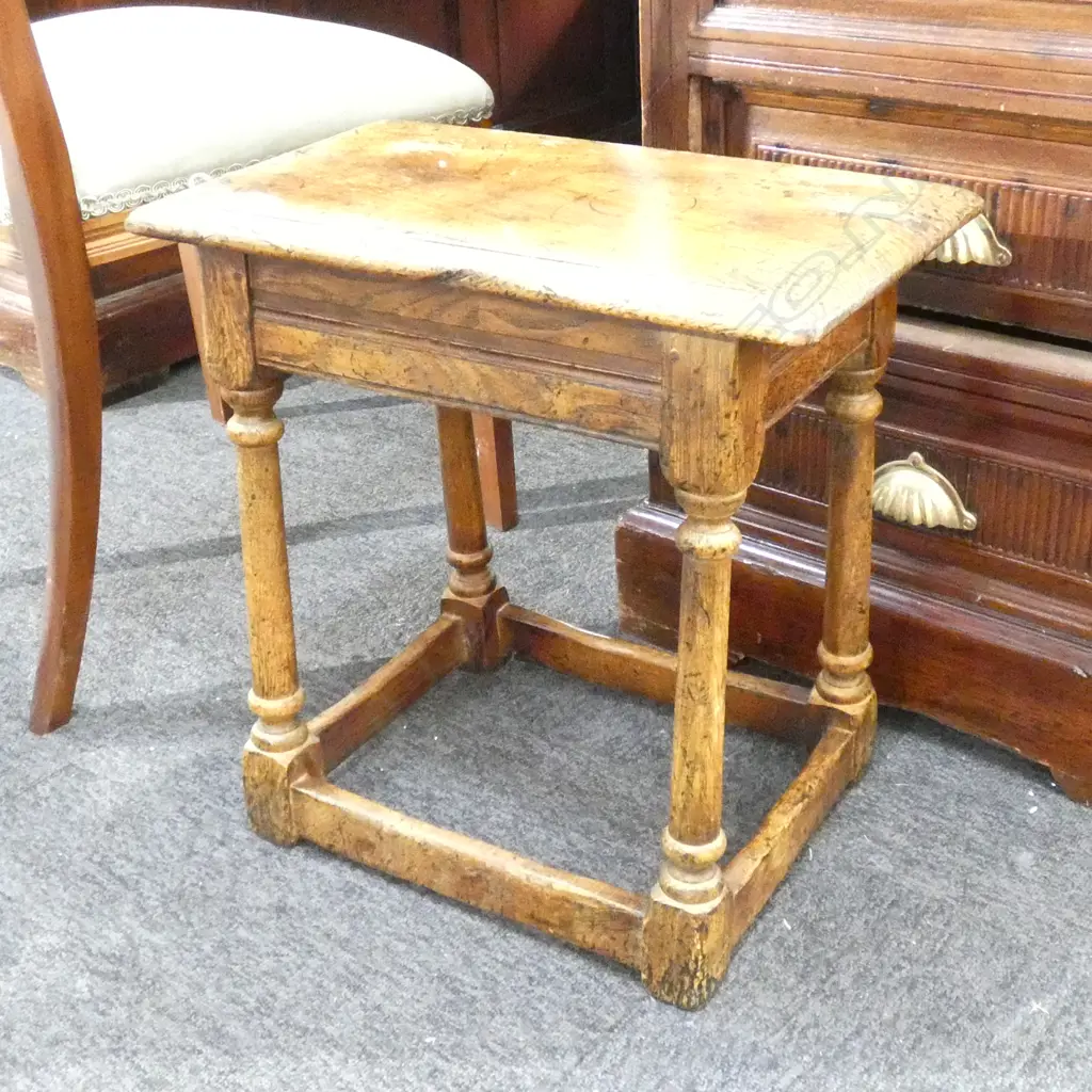 REPRODUCTION OAK STOOL H. 460MM W. 460MM Image 1++