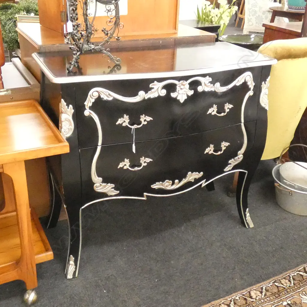 ANTIQUE FRENCH STYLE 2 DRAWER BOMBE COMMODE IN BLACK LACQUER W. 1000MM Image 1++