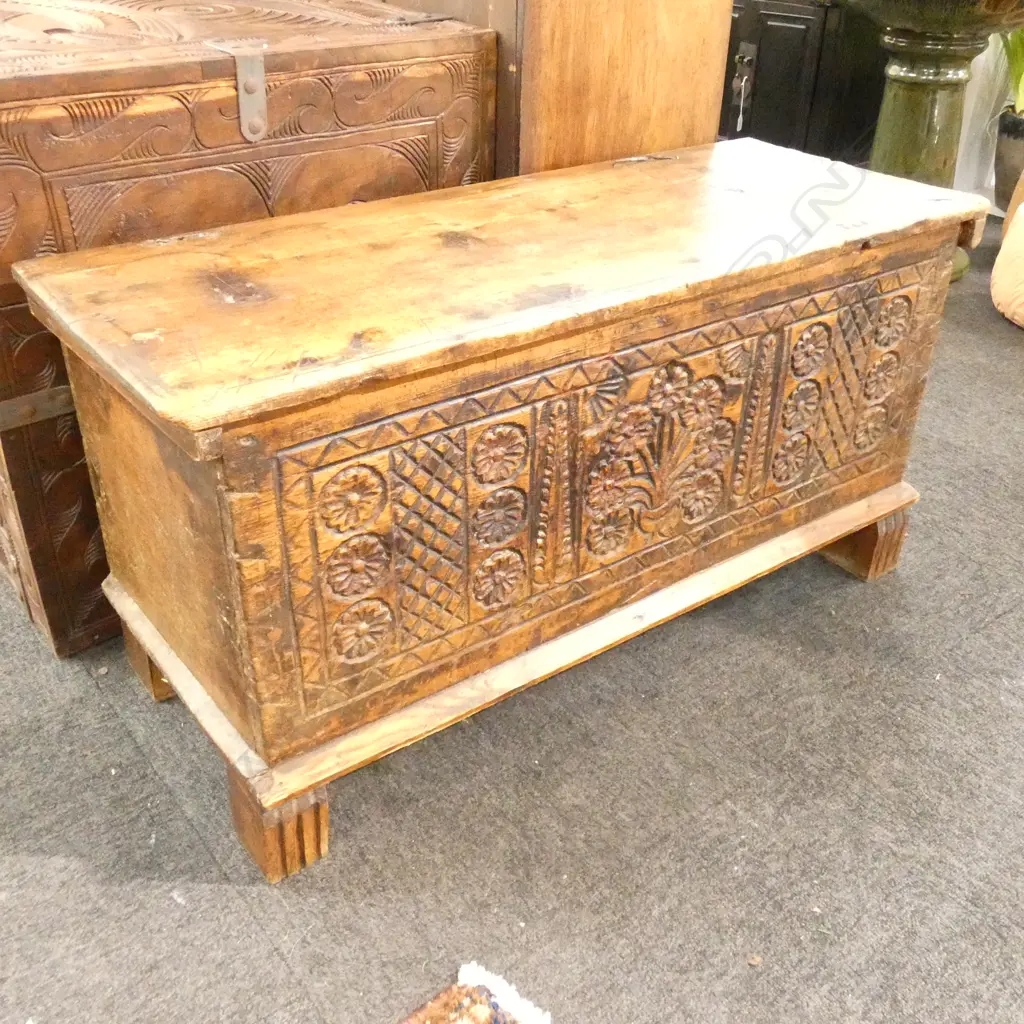 ITALIAN PINE CASSONNE / COFFER C.1600/1700 L. 930MM Image 1++