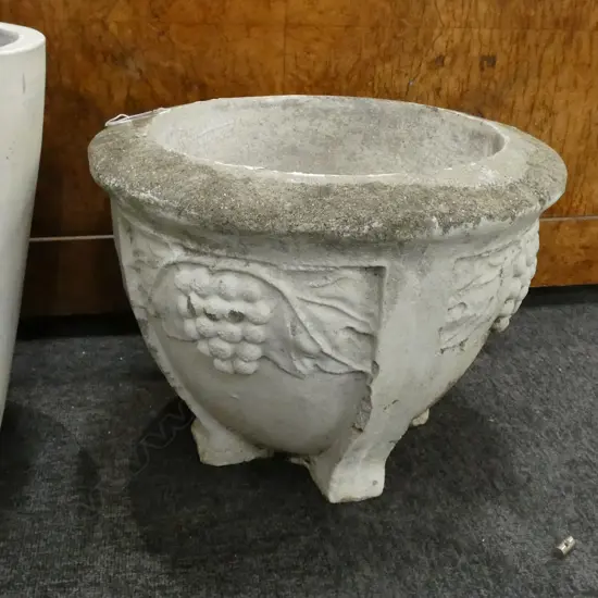 VINTAGE CONCRETE GARDEN POT WHITE PAINTED 400MM DIA