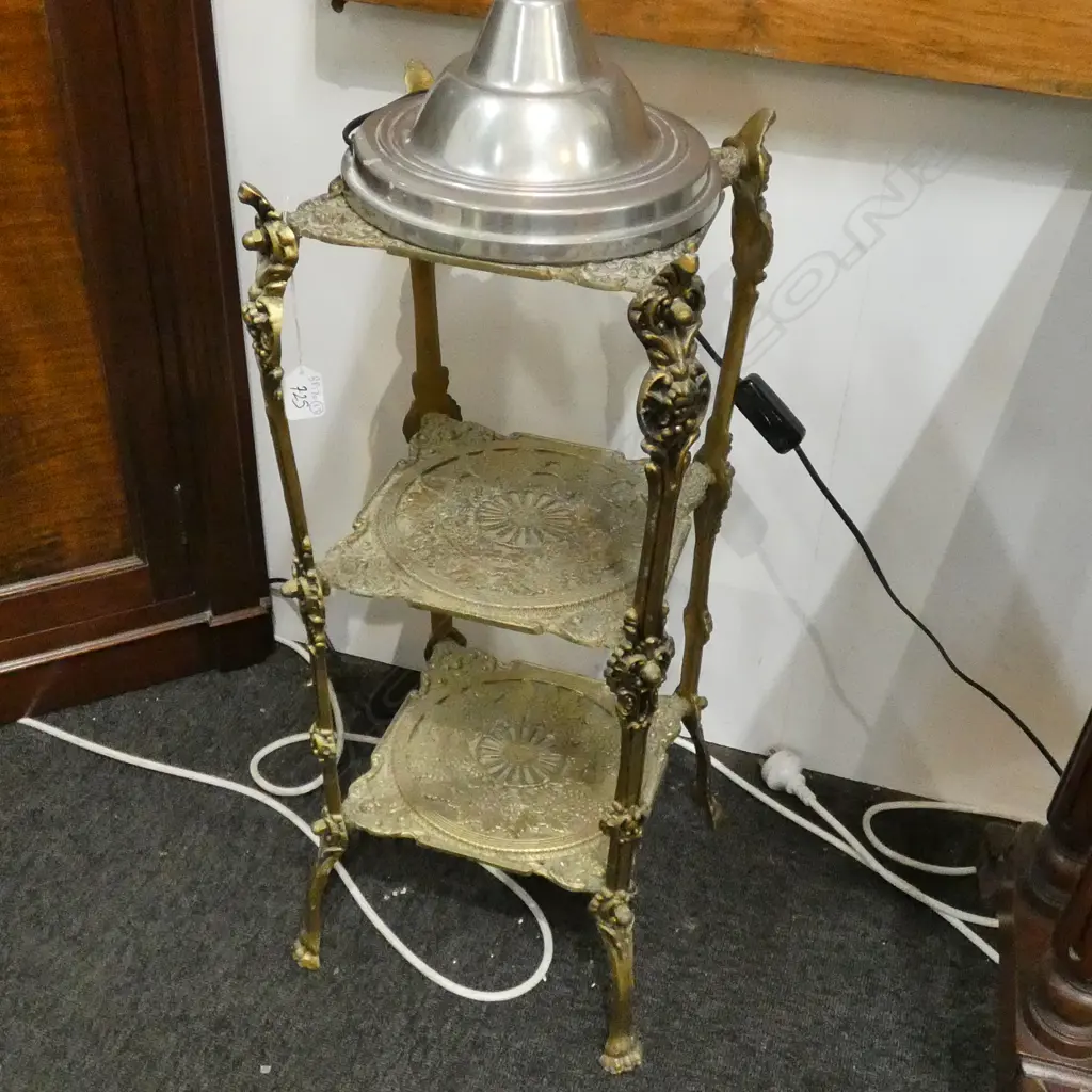 ITALIAN 3 TIER PLANT STAND H. 685MM Image 1++
