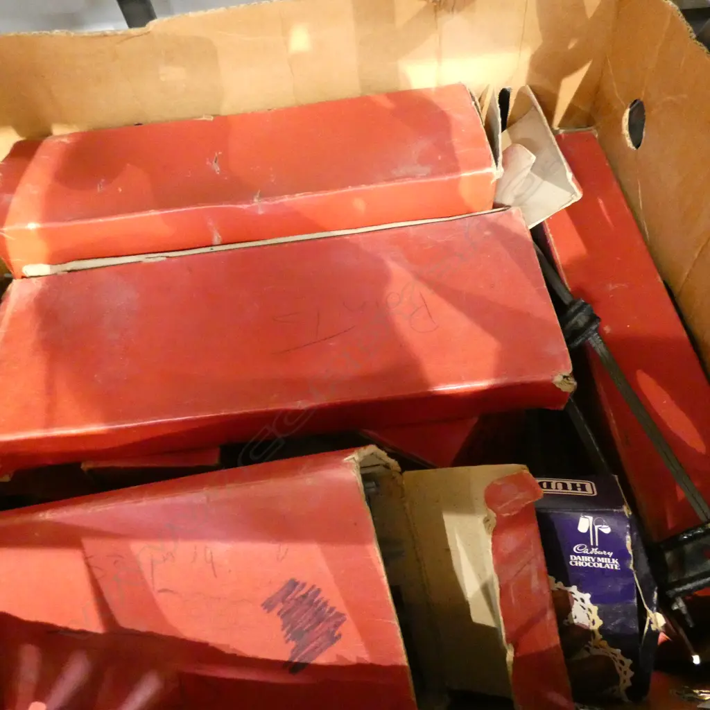 ASSORTED HORNBY O GAUGE TRACK, POINTS, TUNNEL ETC  Image 1++