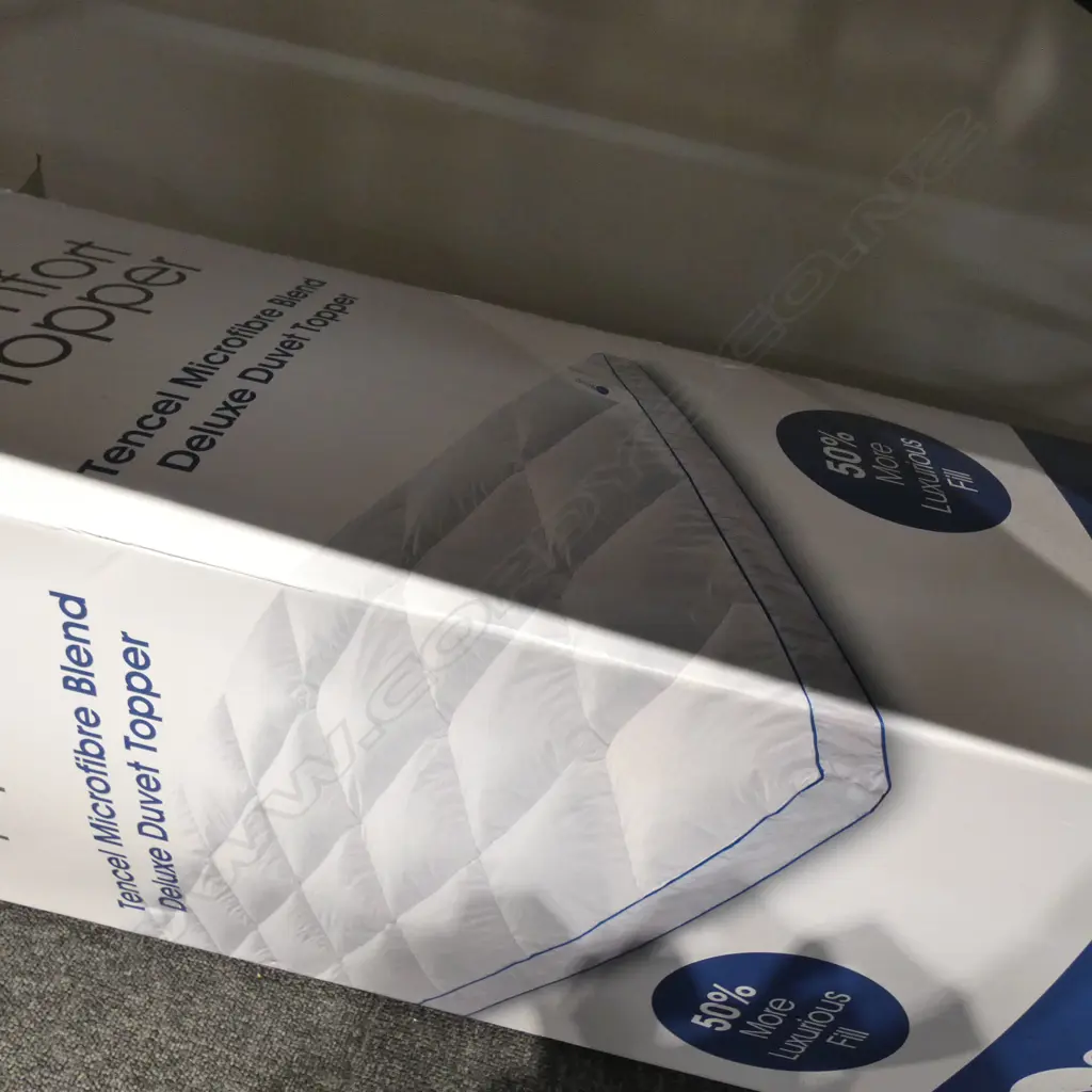 COMFORT TOPPER, TENCEL MICROFIBRE BLEND DELUXE DUVET TOPPER, SIZE 106CM X 203CM X 5CM Image 1++