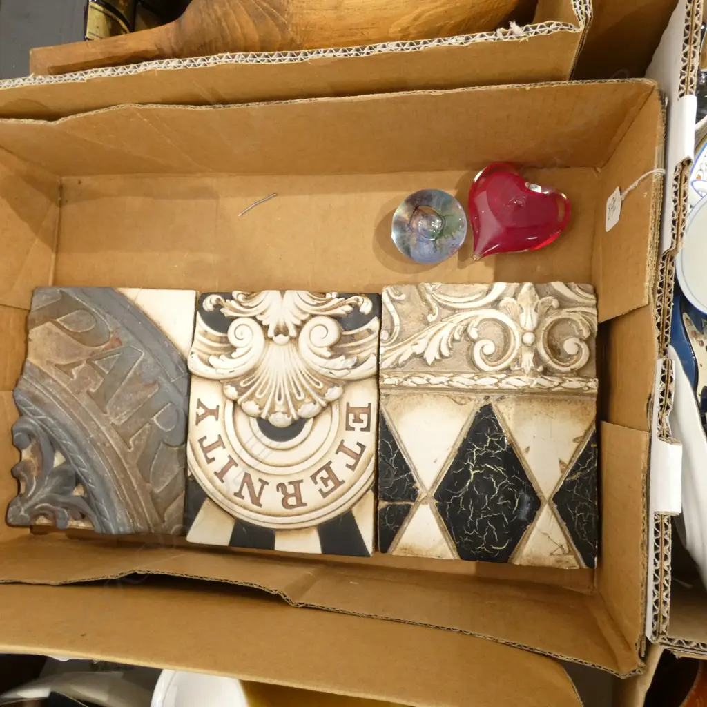 3 X SID DICKENS MEMORY BLOCKS & 2 PAPERWEIGHTS Image 1++