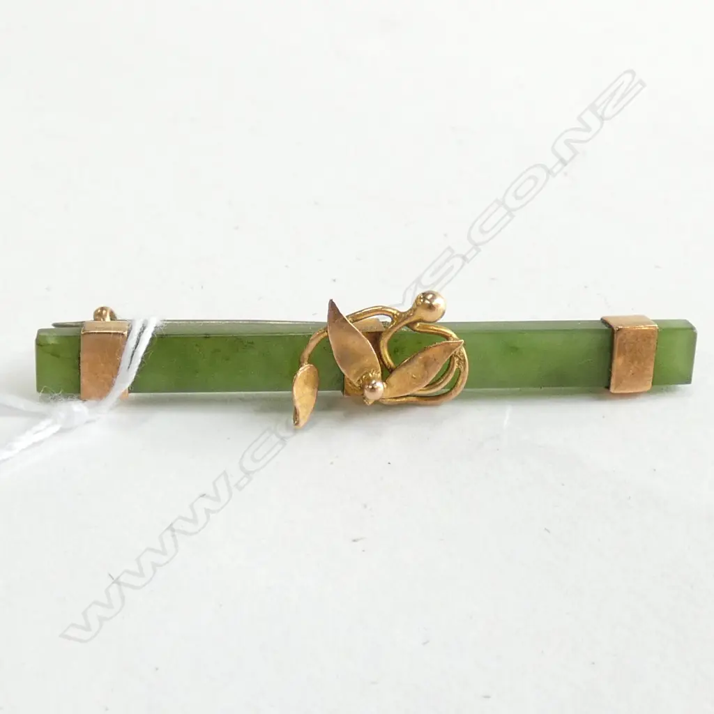 9CT GOLD & POUNAMU BAR BROOCH SMALL LOSS Image 1++