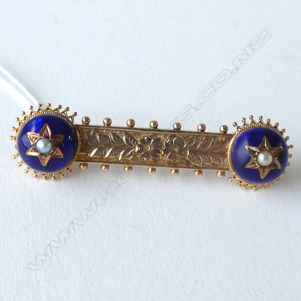 ANTIQUE 9ct GOLD & PEARL BAR BROOCH (1 SM GOLD BALL TO OUTSIDE ABSENT) Image 1++
